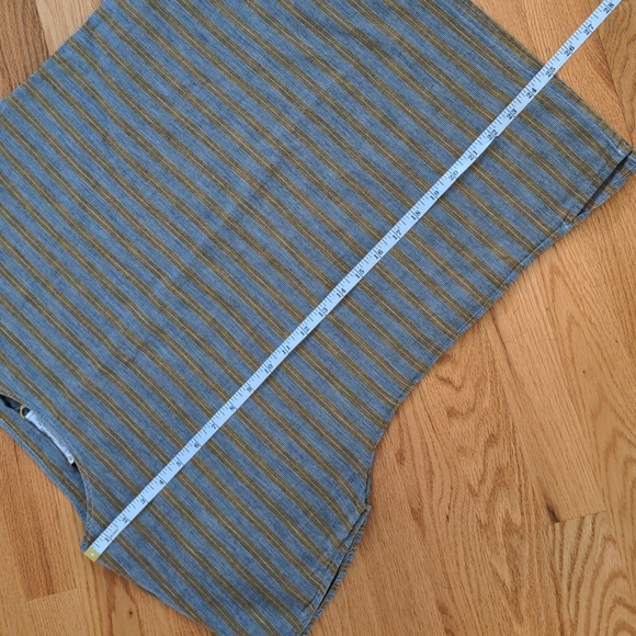 Horizontal striped top - Picture 3 of 6